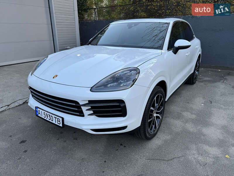 Внедорожник / Кроссовер Porsche Cayenne 2019 в Киеве