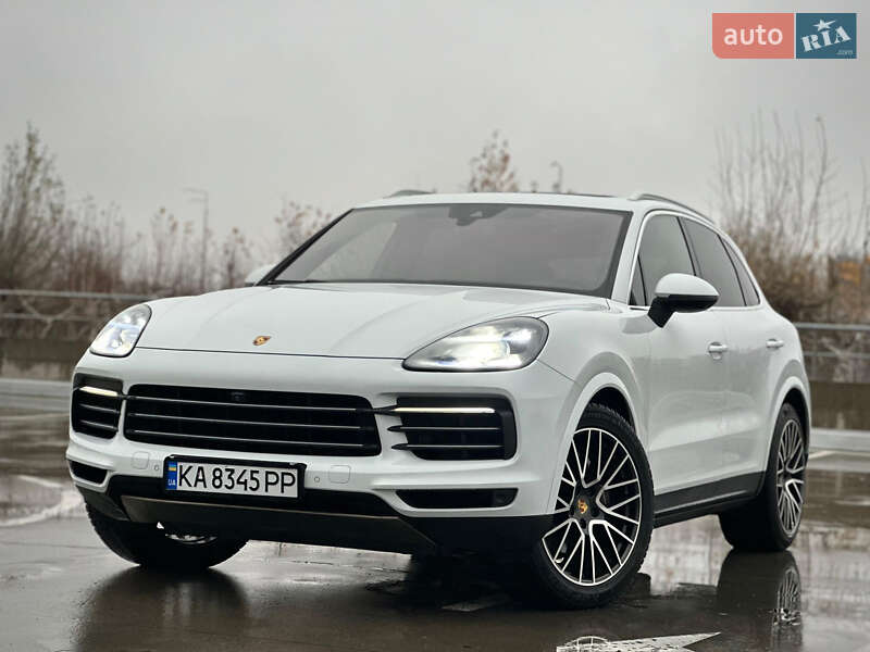 Внедорожник / Кроссовер Porsche Cayenne 2017 в Киеве