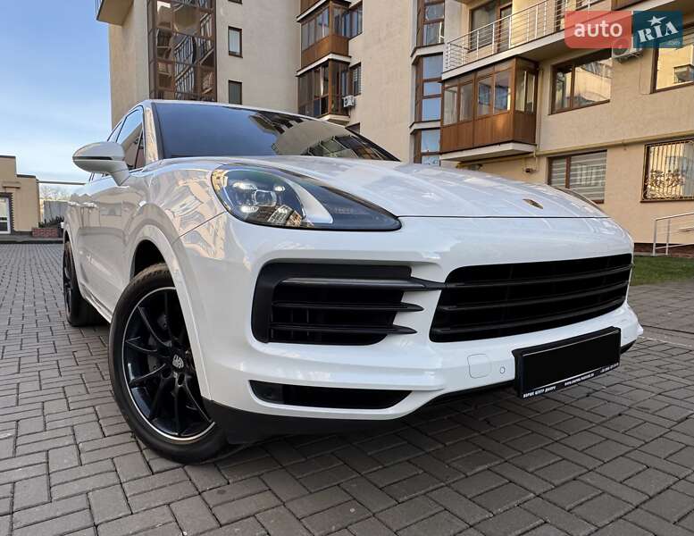 Внедорожник / Кроссовер Porsche Cayenne 2017 в Черновцах