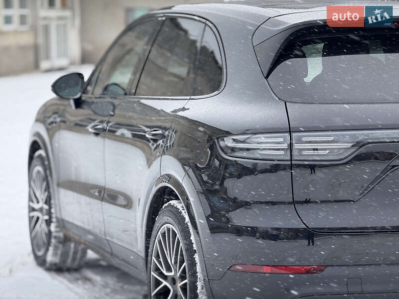 Внедорожник / Кроссовер Porsche Cayenne 2023 в Виннице