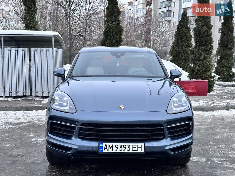 Внедорожник / Кроссовер Porsche Cayenne 2018 в Житомире
