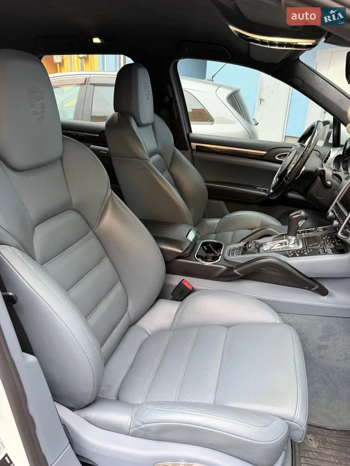 Porsche Cayenne 2012 photo 5