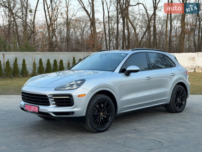 Внедорожник / Кроссовер Porsche Cayenne 2018 в Луцке