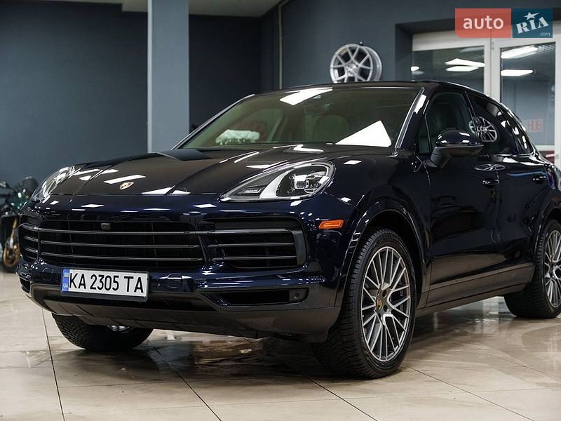 Внедорожник / Кроссовер Porsche Cayenne 2023 в Киеве