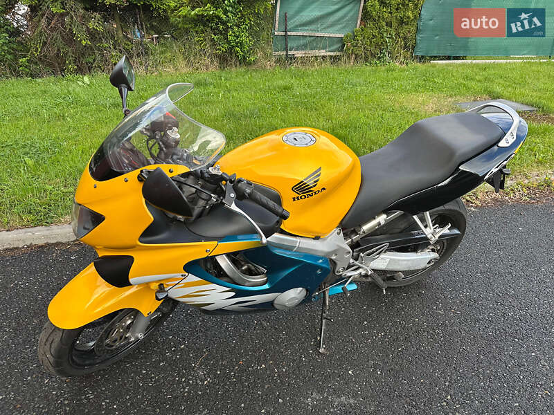 Спортбайк Honda CBR 600F 1999 в Львове