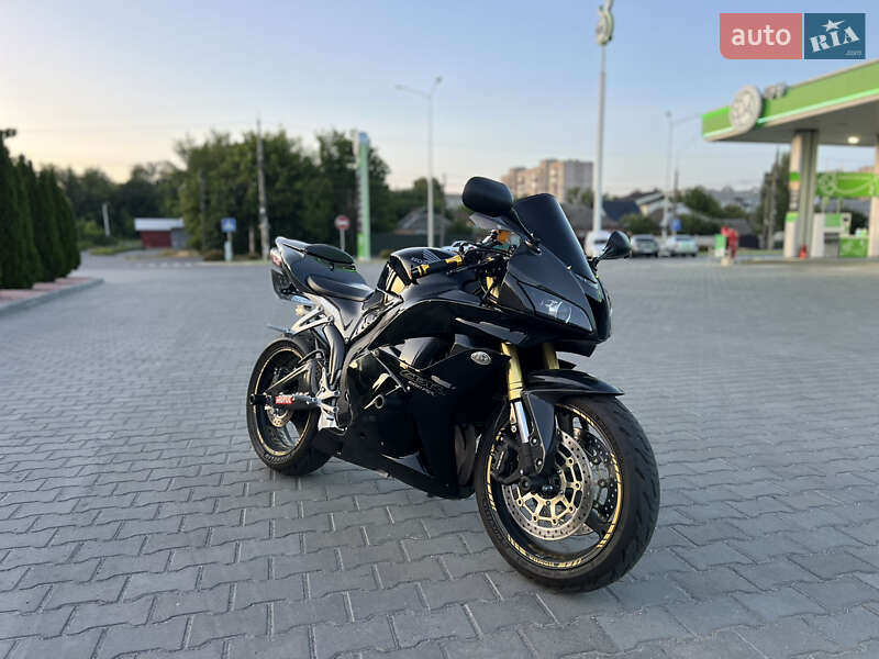 Спортбайк Honda CBR 600RR 2012 в Виннице
