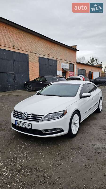 Купе Volkswagen CC / Passat CC 2012 в Вінниці