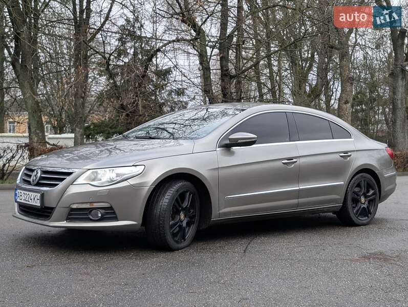 Купе Volkswagen CC / Passat CC 2011 в Виннице Купе Volkswagen CC / Passat CC 2011 в Виннице