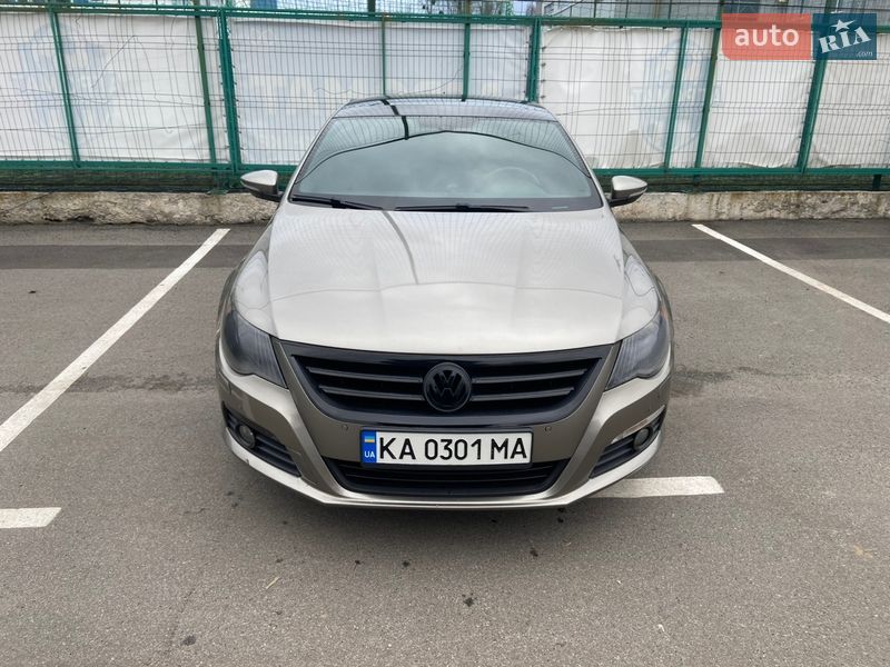 Купе Volkswagen CC / Passat CC 2009 в Киеве