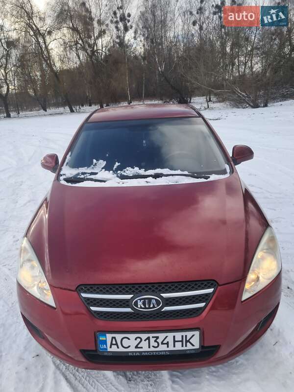Хэтчбек Kia Ceed 2007 в Камне-Каширском