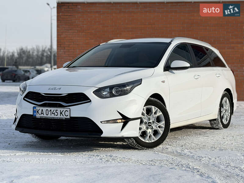 Универсал Kia Ceed 2023 в Киеве