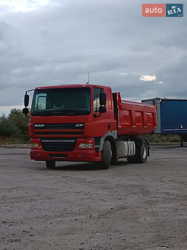 Самоскид DAF CF 2011 в Дрогобичі
