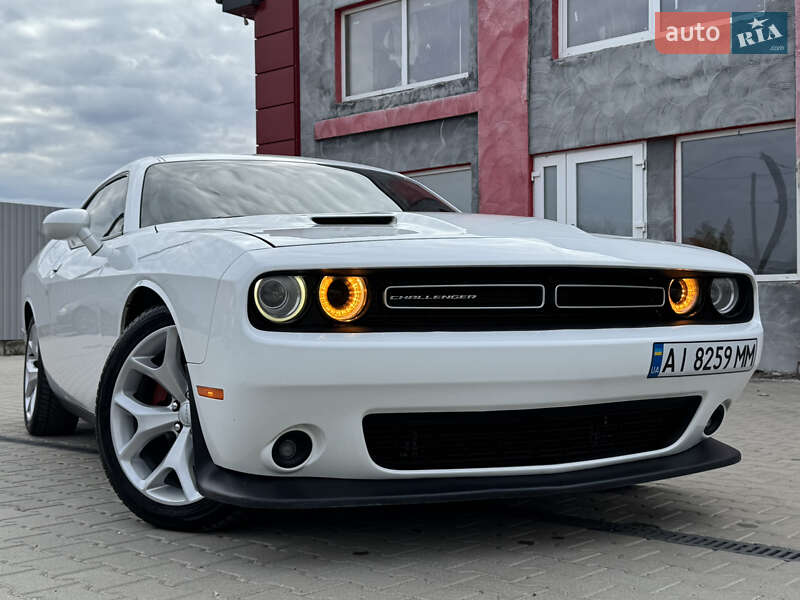 Купе Dodge Challenger 2014 в Лубнах Купе Dodge Challenger 2014 в Лубнах