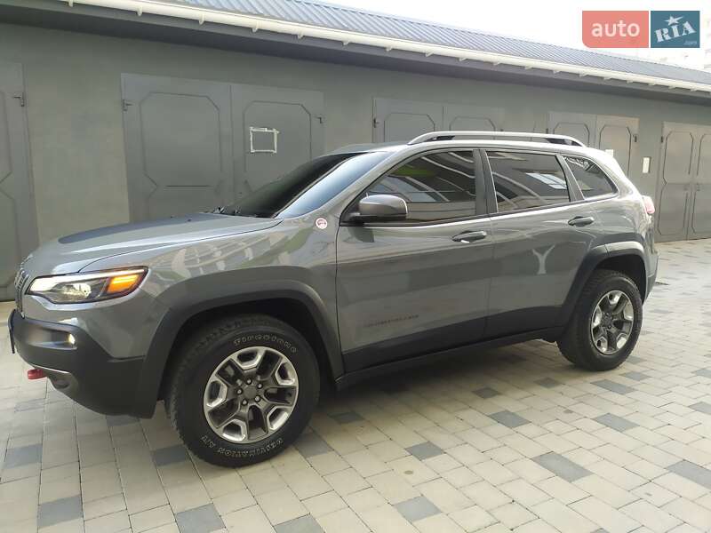 Внедорожник / Кроссовер Jeep Cherokee 2019 в Ивано-Франковске
