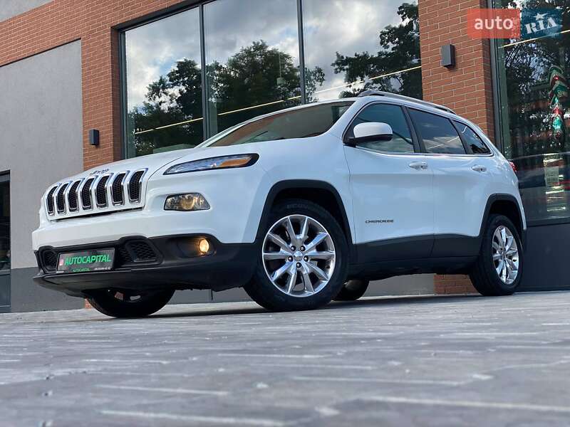 Внедорожник / Кроссовер Jeep Cherokee 2016 в Киеве