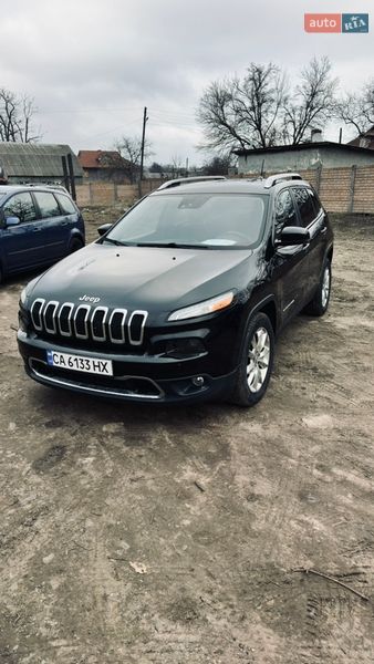 Внедорожник / Кроссовер Jeep Cherokee 2016 в Смеле Внедорожник / Кроссовер Jeep Cherokee 2016 в Смеле