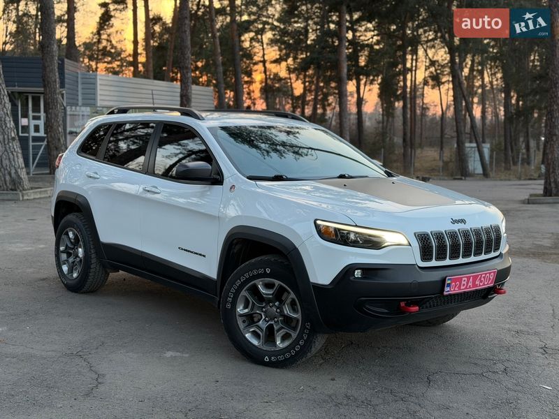 Внедорожник / Кроссовер Jeep Cherokee 2018 в Виннице