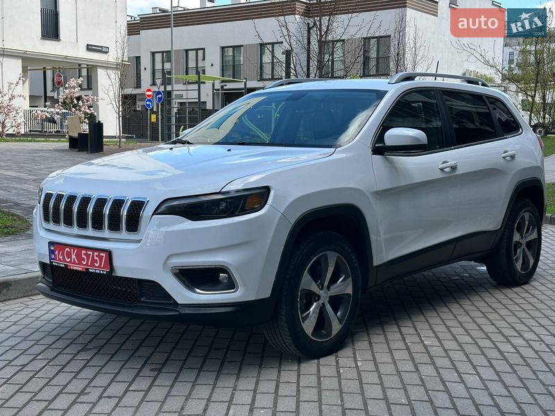 Внедорожник / Кроссовер Jeep Cherokee 2019 в Львове
