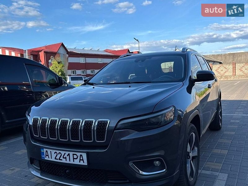 Внедорожник / Кроссовер Jeep Cherokee 2018 в Рокитном