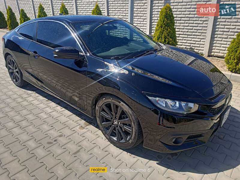 Хэтчбек Honda Civic 2018 в Днепре