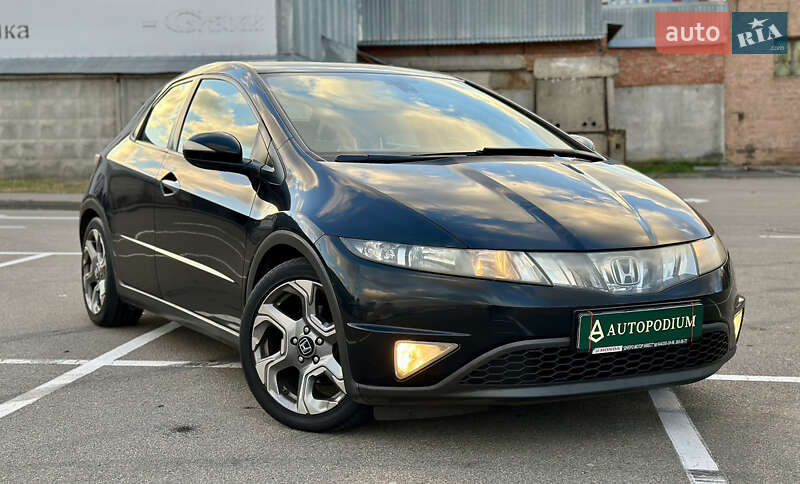 Хэтчбек Honda Civic 2008 в Киеве