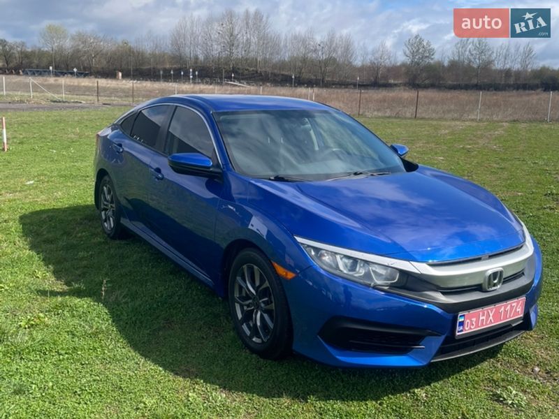 Седан Honda Civic 2018 в Луцке