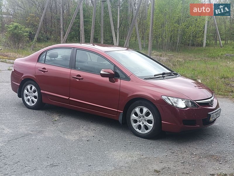 Седан Honda Civic 2008 в Гостомеле Седан Honda Civic 2008 в Гостомеле