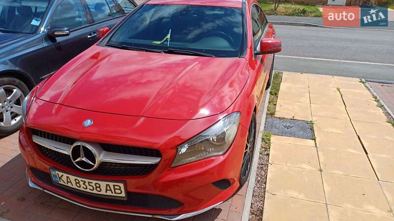 Седан Mercedes-Benz CLA-Class 2016 в Киеве
