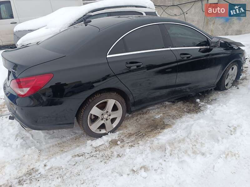 Седан Mercedes-Benz CLA-Class 2015 в Киеве
