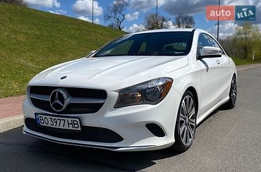 Седан Mercedes-Benz CLA-Class 2018 в Киеве