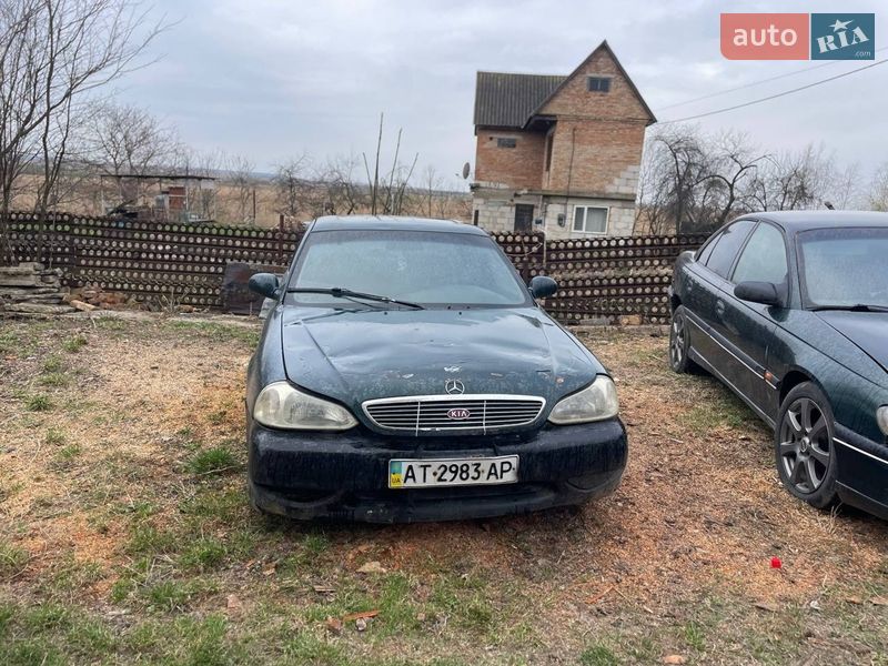 Седан Kia Clarus 1998 в Владимире