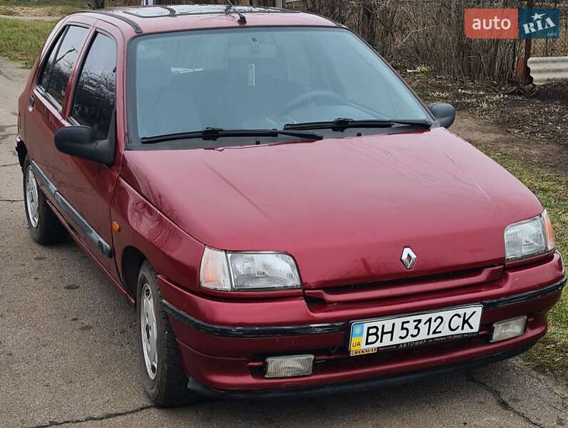 Хэтчбек Renault Clio 1994 в Николаеве