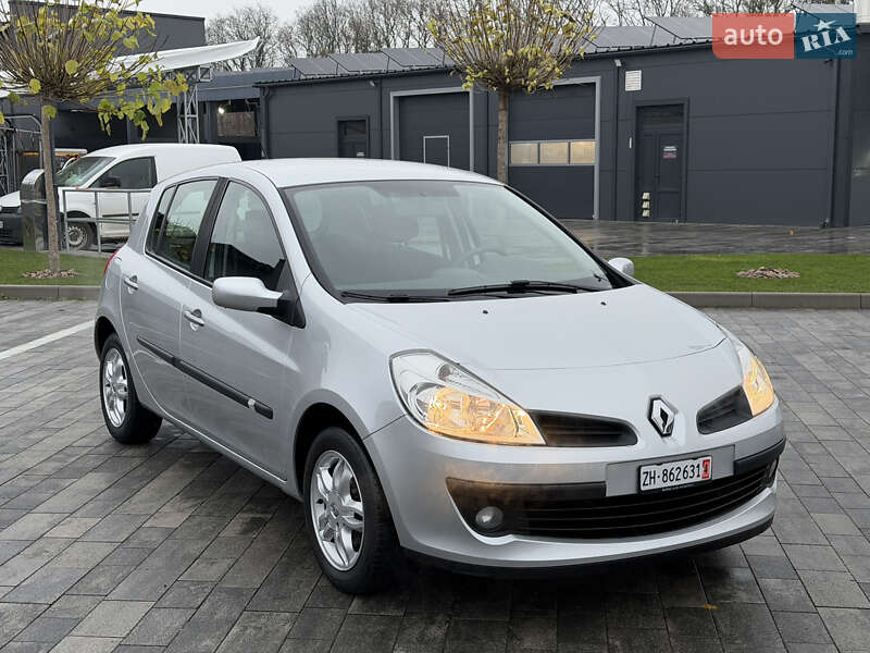 Универсал Renault Clio 2007 в Луцке