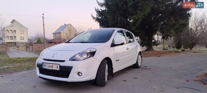 Хэтчбек Renault Clio 2012 в Дубно Хэтчбек Renault Clio 2012 в Дубно