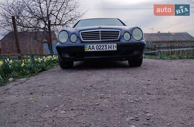 Купе Mercedes-Benz CLK-Class 1999 в Киеве