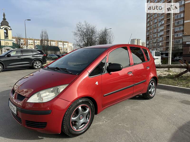 Хэтчбек Mitsubishi Colt 2008 в Вишневом
