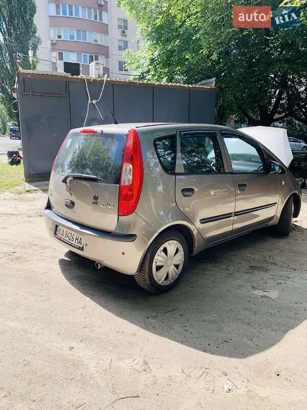 Хэтчбек Mitsubishi Colt 2008 в Киеве