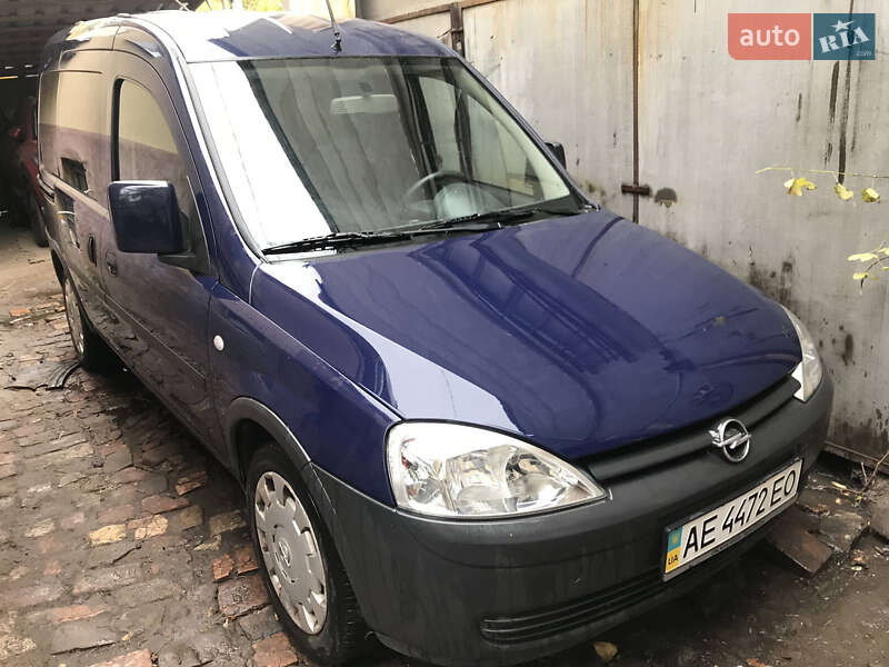 Универсал Opel Combo 2005 в Днепре