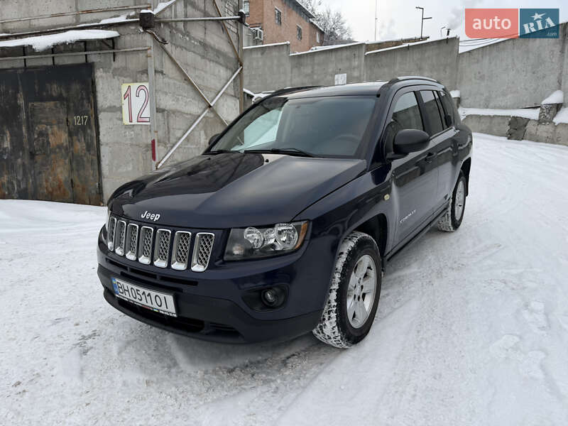 Внедорожник / Кроссовер Jeep Compass 2016 в Киеве