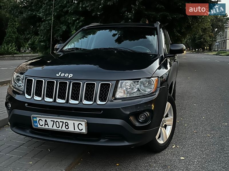 Внедорожник / Кроссовер Jeep Compass 2011 в Черкассах
