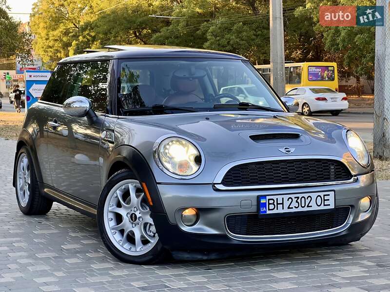 Хетчбек MINI Cooper 2009 в Одесі Хетчбек MINI Cooper 2009 в Одесі