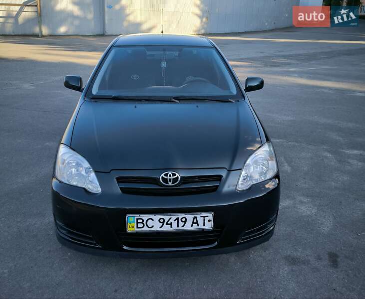Хэтчбек Toyota Corolla 2006 в Львове
