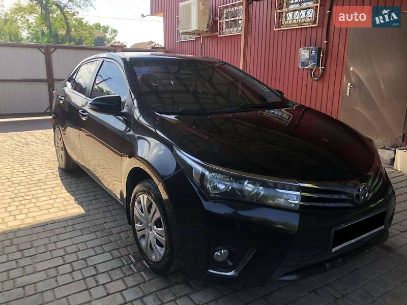 Седан Toyota Corolla 2014 в Васильковке Седан Toyota Corolla 2014 в Васильковке