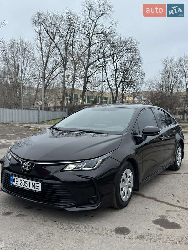 Седан Toyota Corolla 2019 в Кривом Роге Седан Toyota Corolla 2019 в Кривом Роге