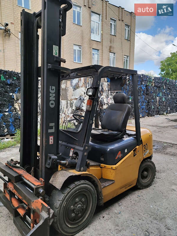 Вилочный погрузчик LiuGong CPCD 2016 в Броварах