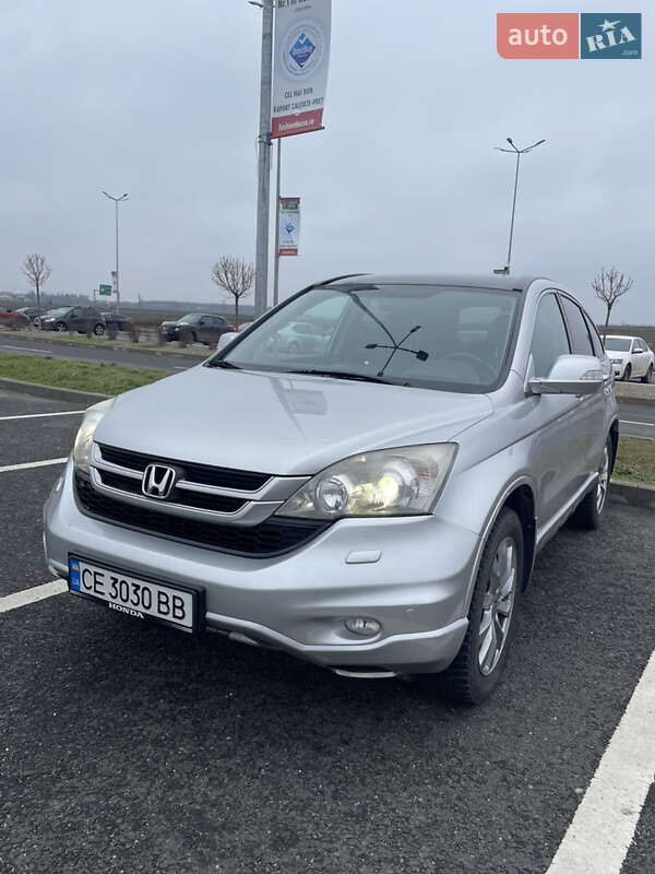 Внедорожник / Кроссовер Honda CR-V 2011 в Черновцах