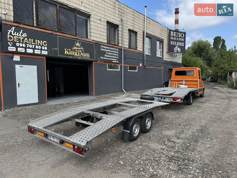 Эвакуатор Volkswagen Crafter 2015 в Киеве