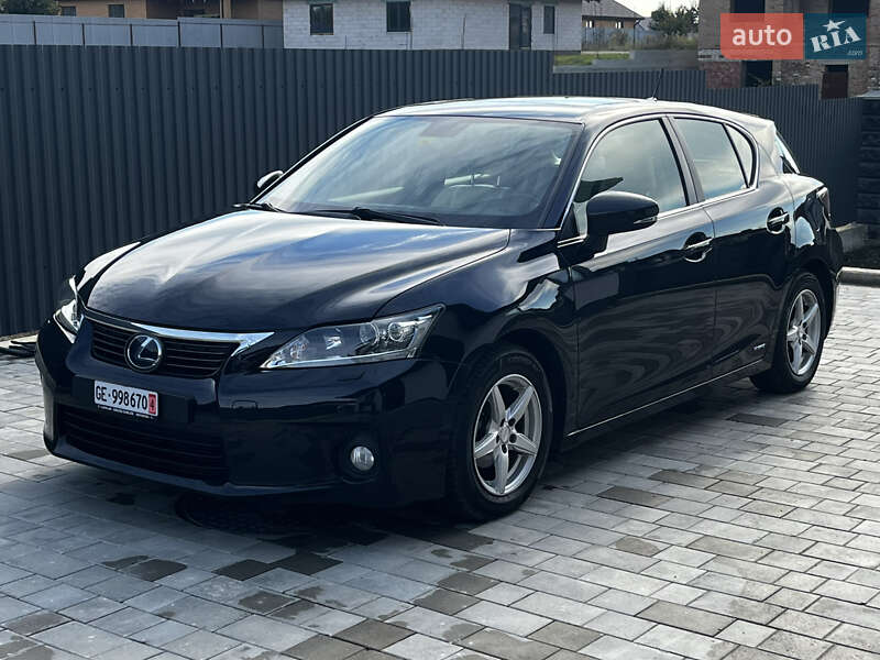 Хэтчбек Lexus CT 2011 в Луцке