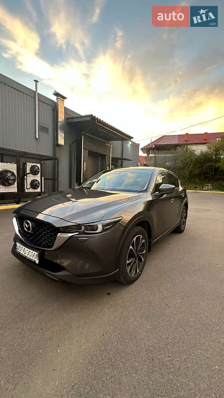 Внедорожник / Кроссовер Mazda CX-5 2022 в Ужгороде