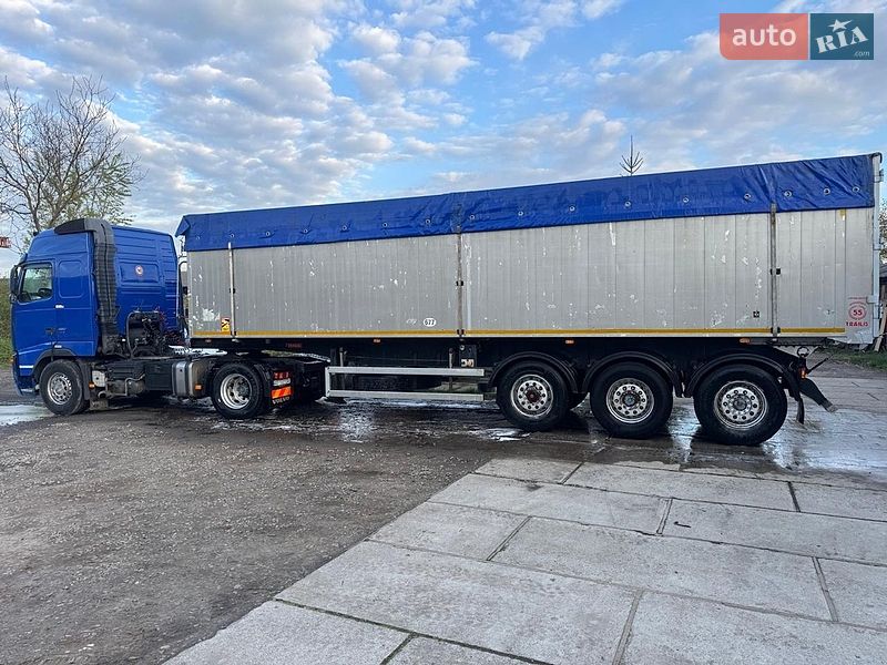 Зерновоз - напівпричіп Trailis D-653 2009 в Тячеві